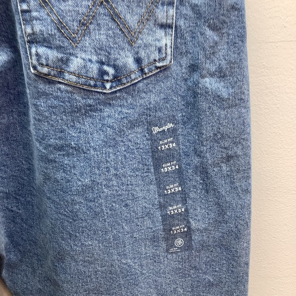 Wrangler Size 13x34 The Cowboy Cut Slim Light Wash Jean. New With Tags. - Picture 10 of 12